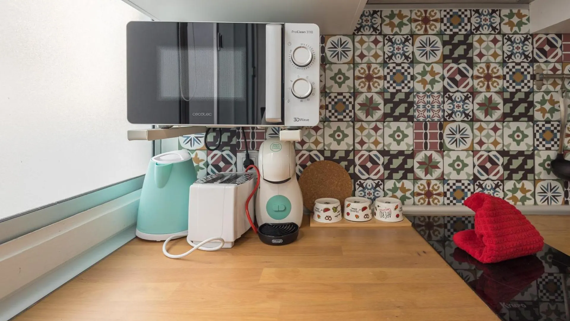 Las Canteras Beach Workfriendly Bright Studio Las Palmas de Gran Canaria Apartment